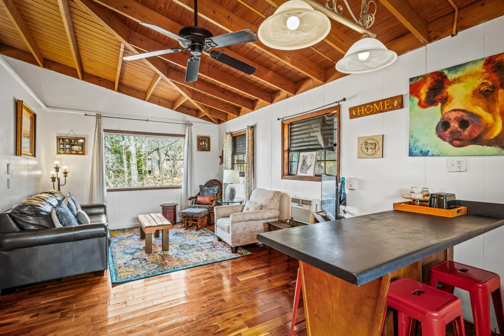 16263 County Road 89 Mentone, AL 35984