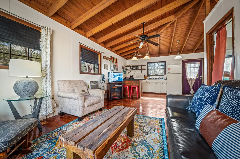 16263 County Road 89 Mentone, AL 35984