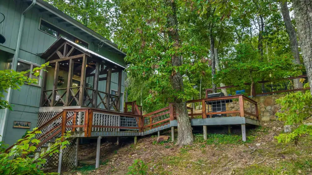 16263 County Road 89 Mentone, AL 35984