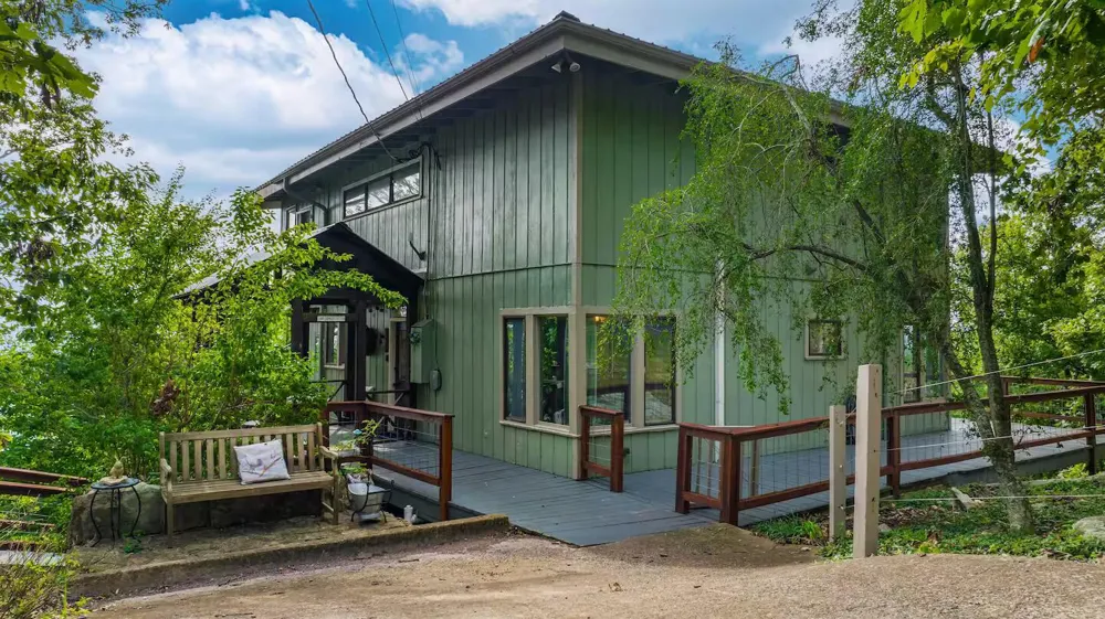 16263 County Road 89 Mentone, AL 35984