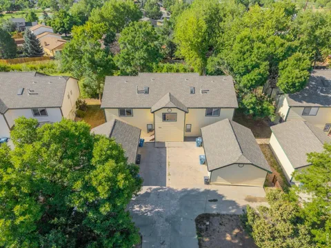 1048 Tierra Lane #202