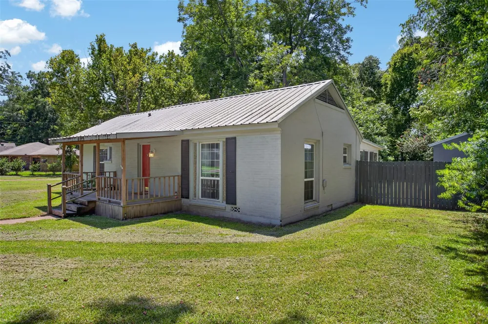 503 7th Street Crockett, TX 75835