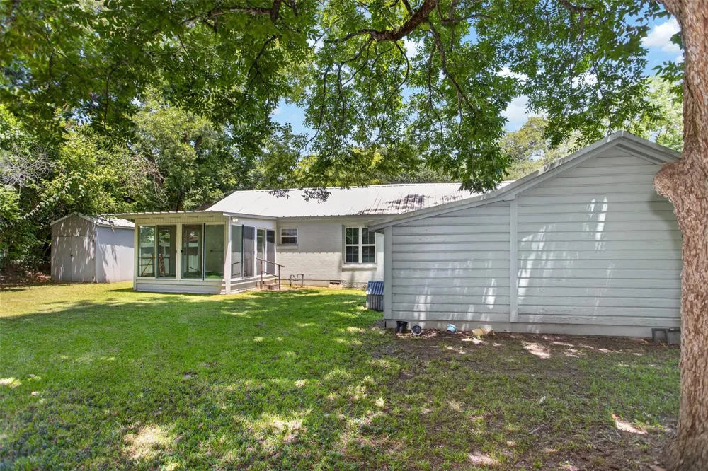 503 7th Street Crockett, TX 75835