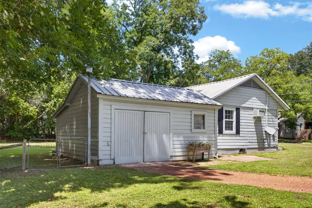 503 7th Street Crockett, TX 75835