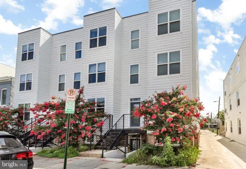 719 18TH STREET NE #719-1