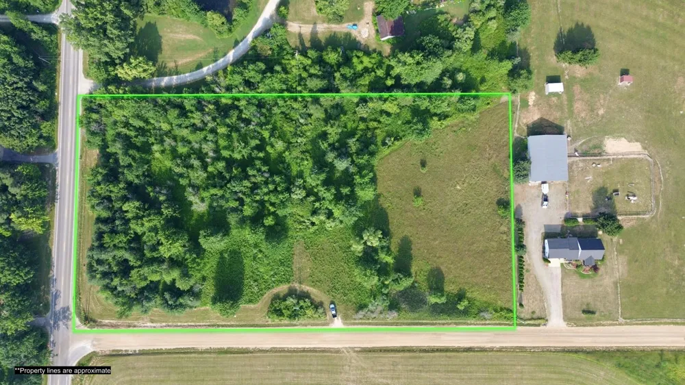 9653 52nd Avenue Allendale, MI 49401