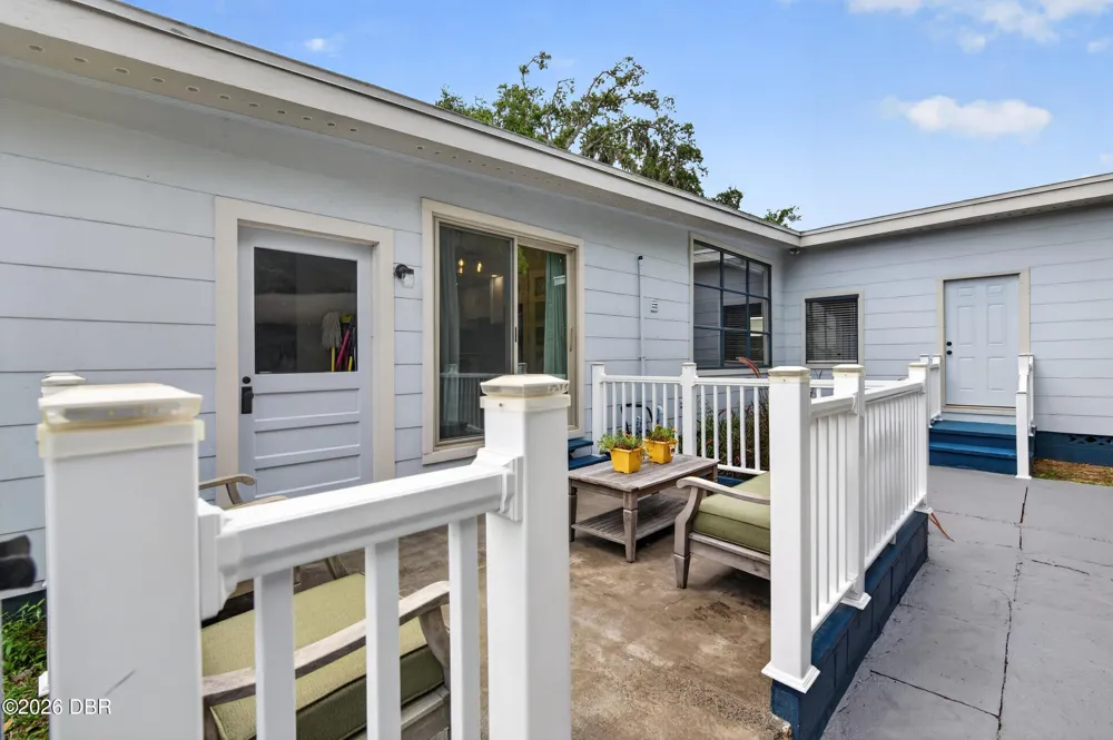 122 Sanrobar Drive Holly Hill, FL 32117