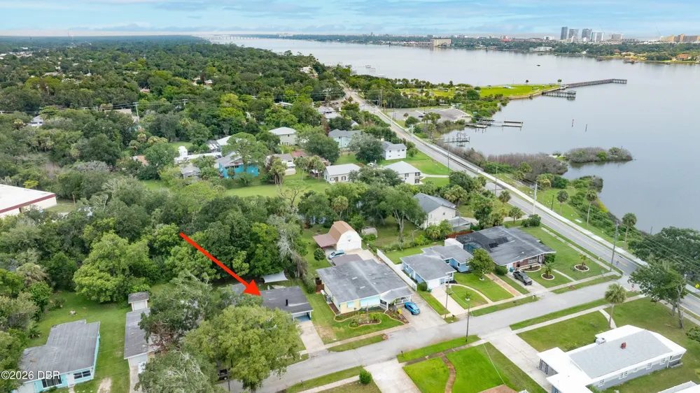122 Sanrobar Drive Holly Hill, FL 32117