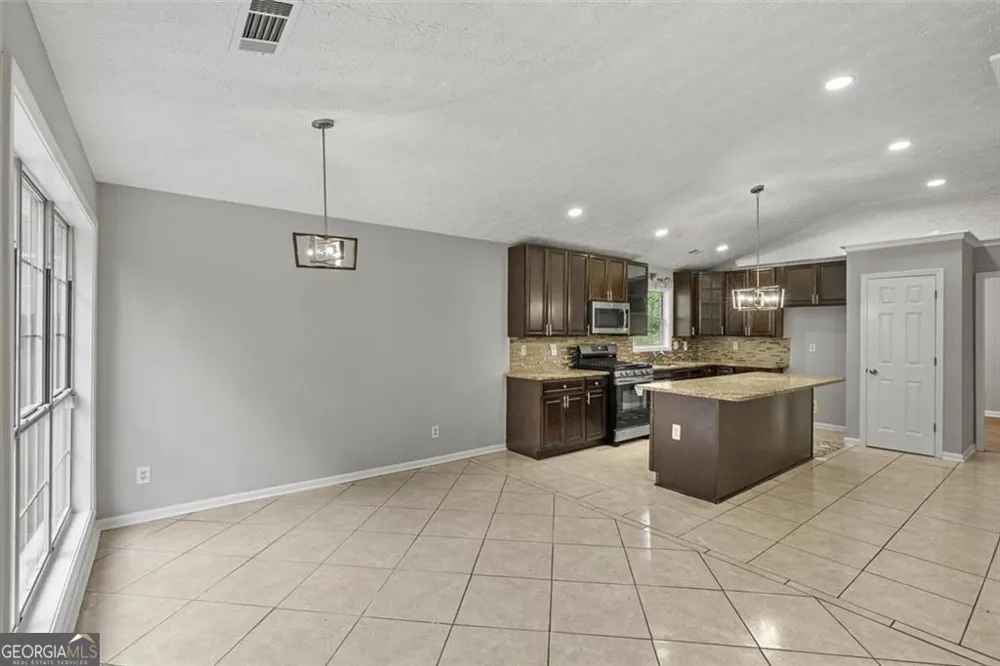 4680 Sterling Oaks CT Lilburn, GA 30047