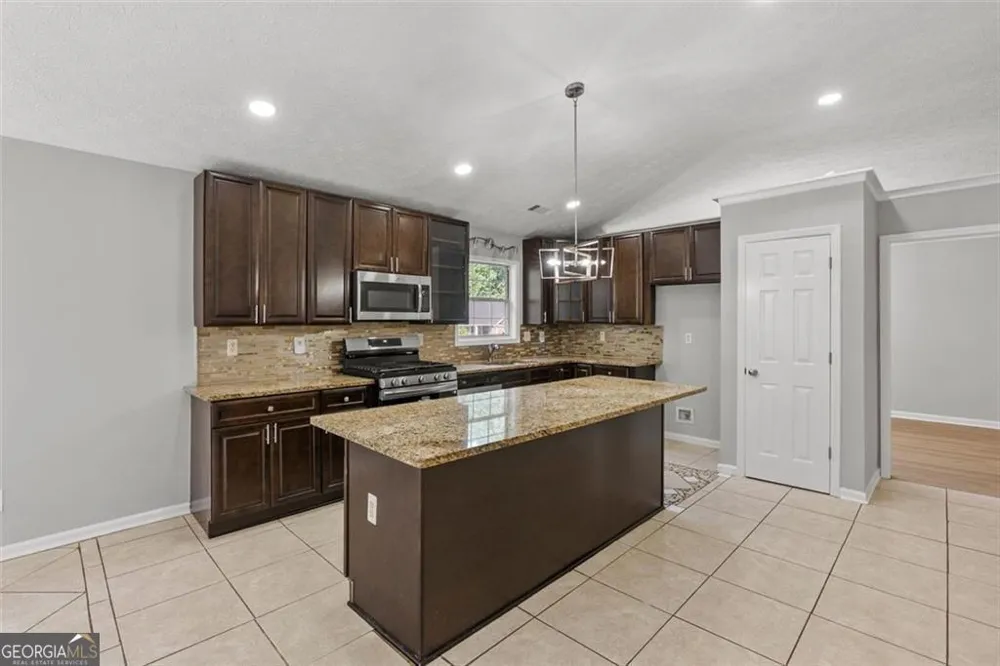 4680 Sterling Oaks CT Lilburn, GA 30047