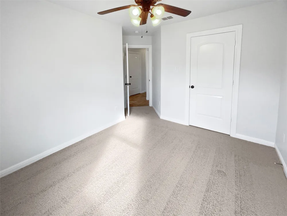 112 Halifax Circle Palmer, TX 75152