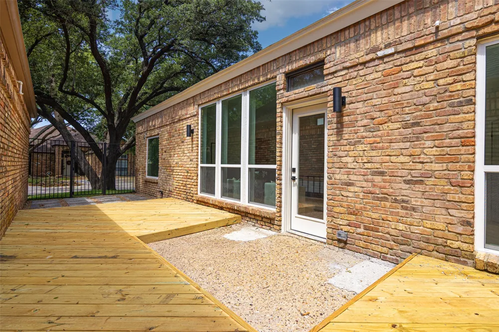 6505 Laurel Valley Road Dallas, TX 75248