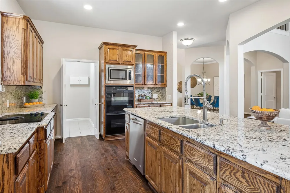 15790 Stonebridge Drive Frisco, TX 75035