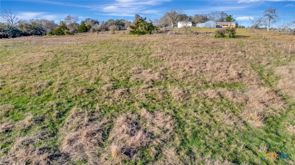 10957 US Highway 77 Schulenburg, TX 78956