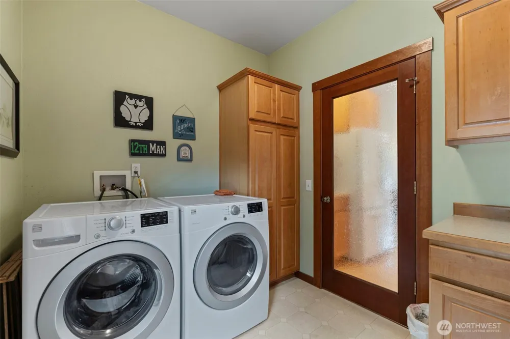 375 Curtis Hill Road Chehalis, WA 98532