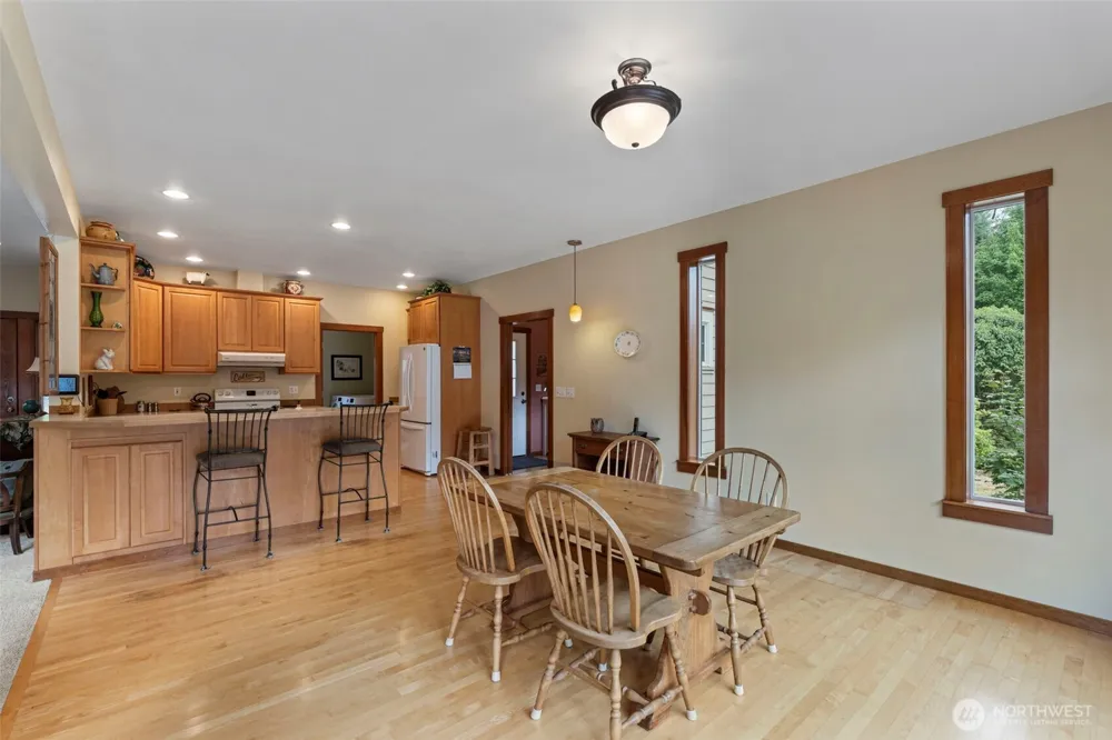 375 Curtis Hill Road Chehalis, WA 98532