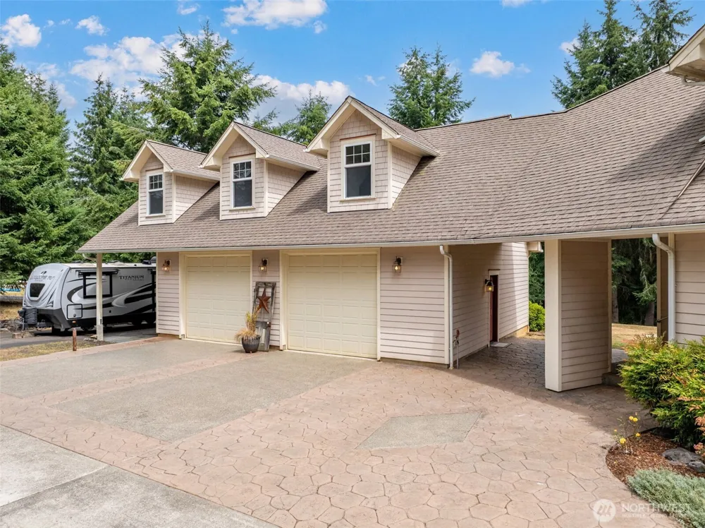 375 Curtis Hill Road Chehalis, WA 98532