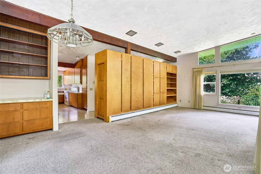 8209 144th Place SE Newcastle, WA 98059