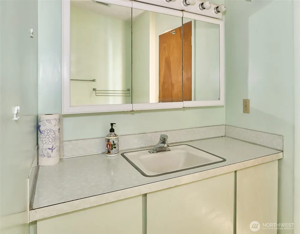 8209 144th Place SE Newcastle, WA 98059