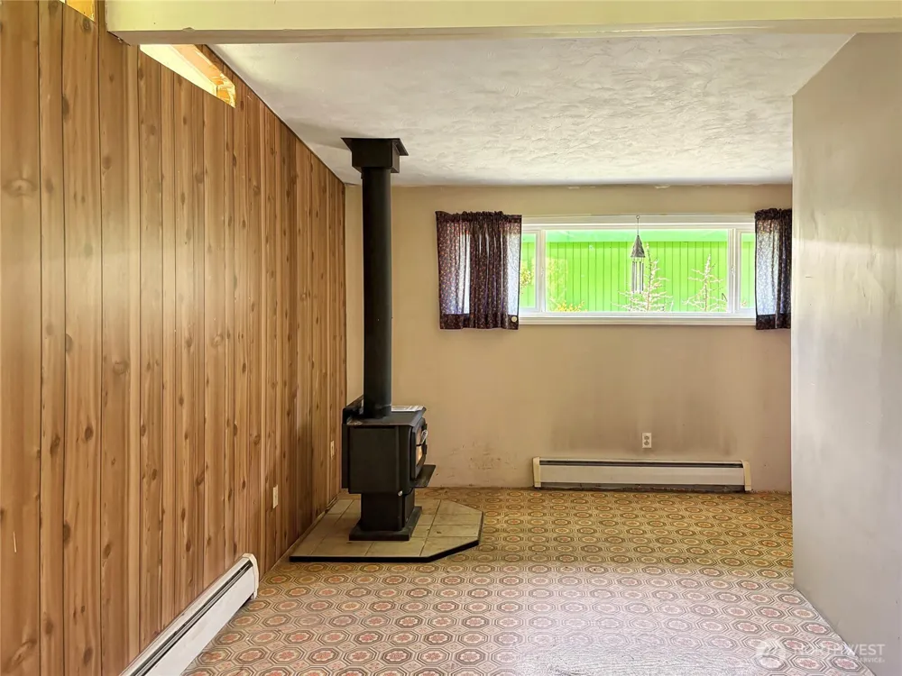 8209 144th Place SE Newcastle, WA 98059