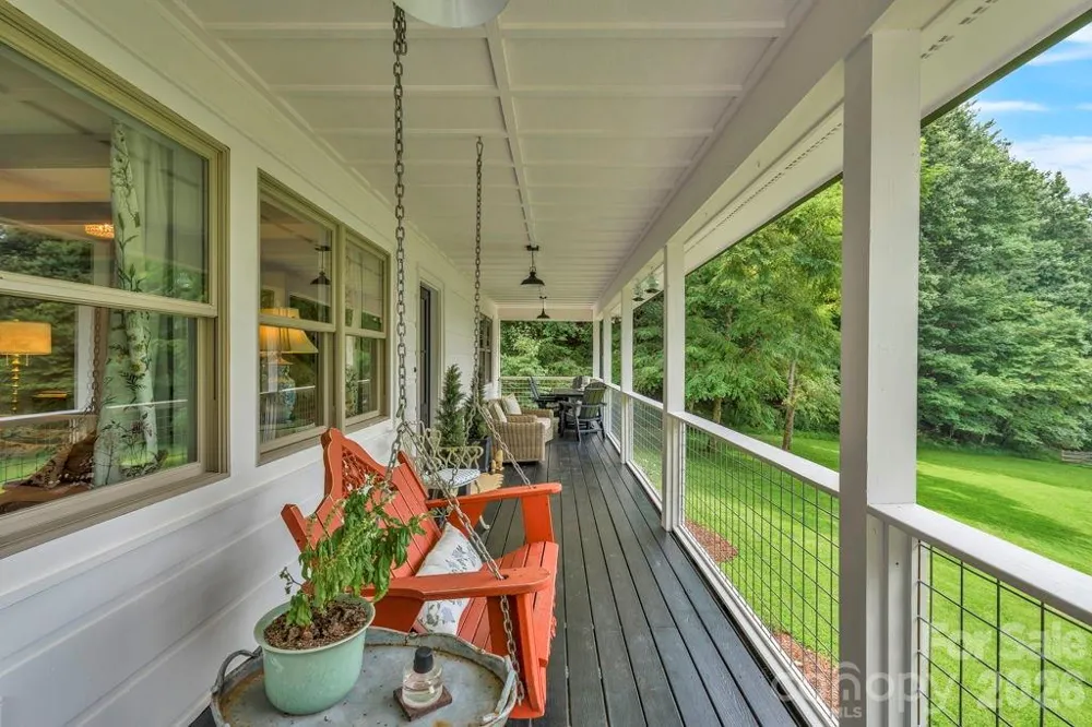 165 Leighway Lane Banner Elk, NC 28604