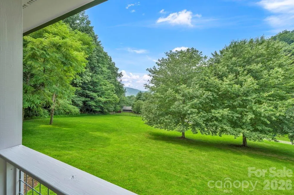 165 Leighway Lane Banner Elk, NC 28604