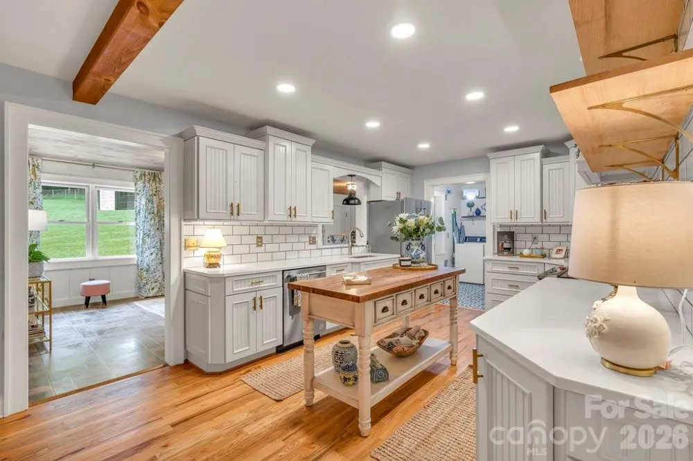 165 Leighway Lane Banner Elk, NC 28604