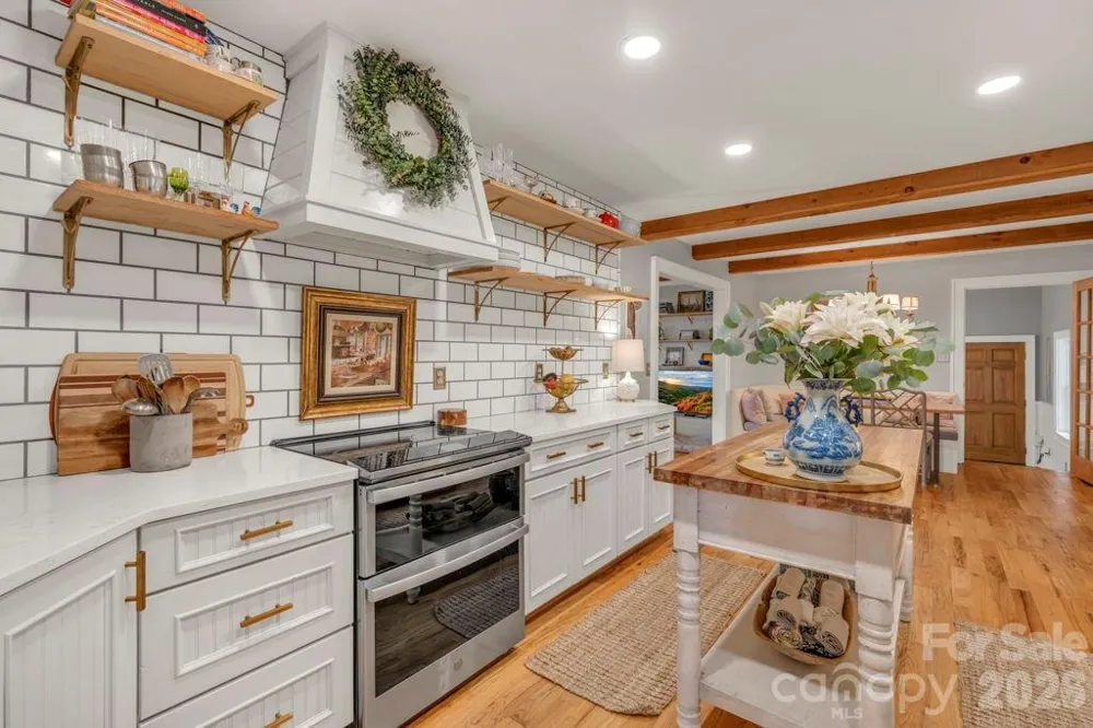 165 Leighway Lane Banner Elk, NC 28604