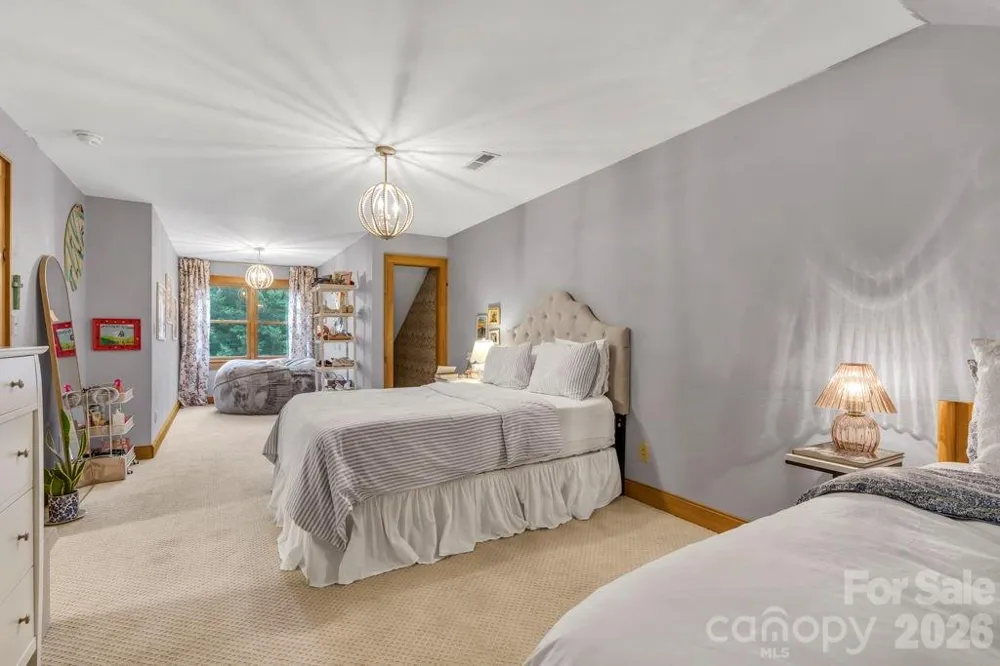 165 Leighway Lane Banner Elk, NC 28604