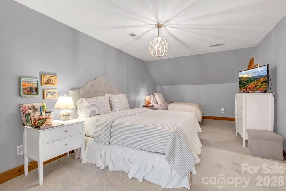 165 Leighway Lane Banner Elk, NC 28604