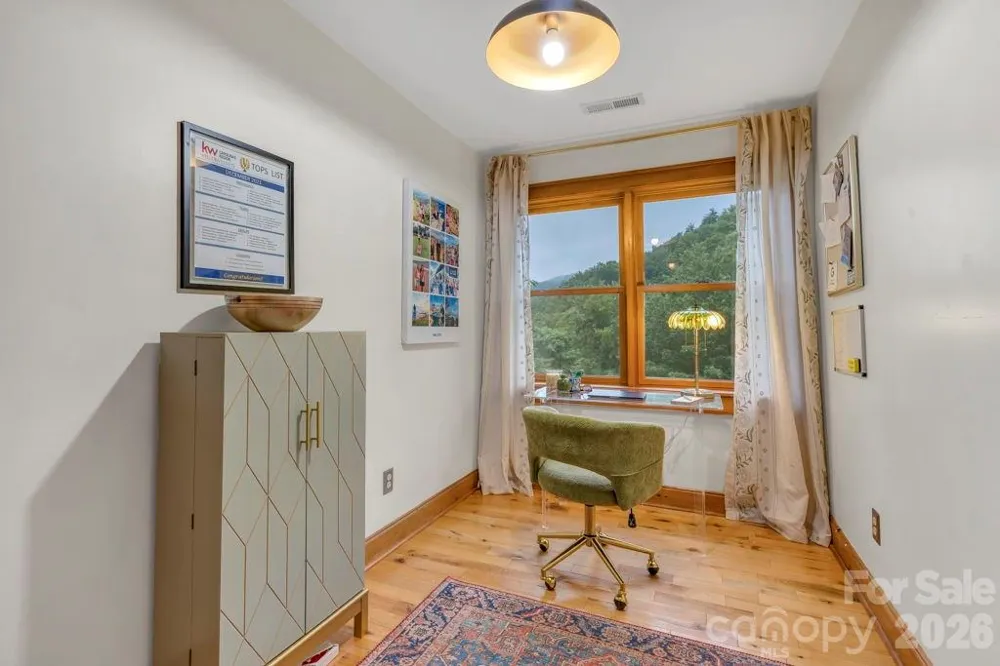 165 Leighway Lane Banner Elk, NC 28604