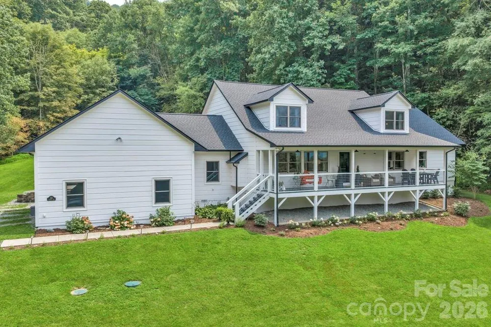 165 Leighway Lane Banner Elk, NC 28604