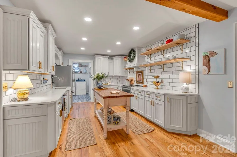 165 Leighway Lane Banner Elk, NC 28604