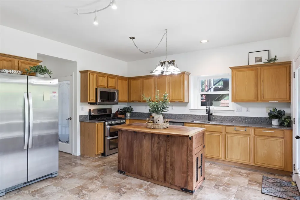 119 Dogwood Trail Shady Shores, TX 76208