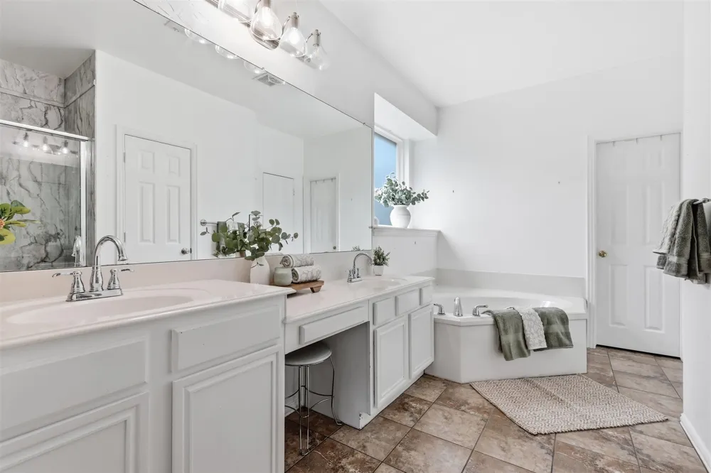 119 Dogwood Trail Shady Shores, TX 76208