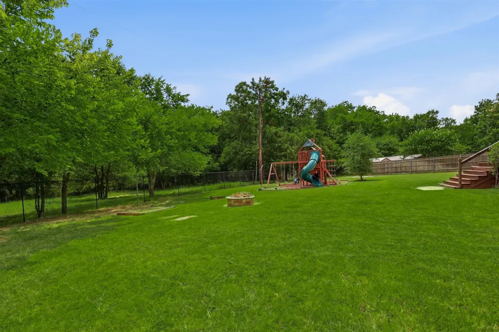 119 Dogwood Trail Shady Shores, TX 76208