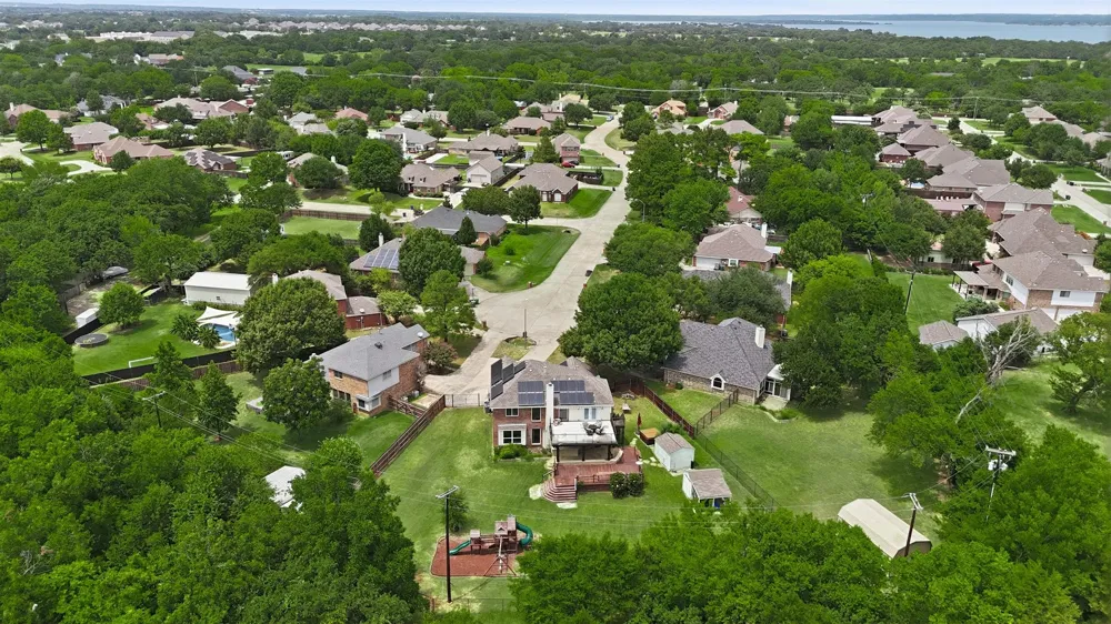 119 Dogwood Trail Shady Shores, TX 76208