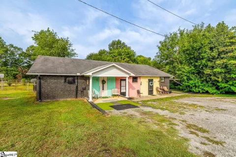 1501B Boiling Springs Road