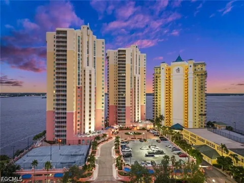 1st Street #305