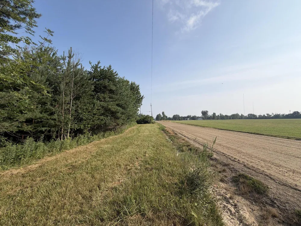 9653 52nd Avenue Allendale, MI 49401