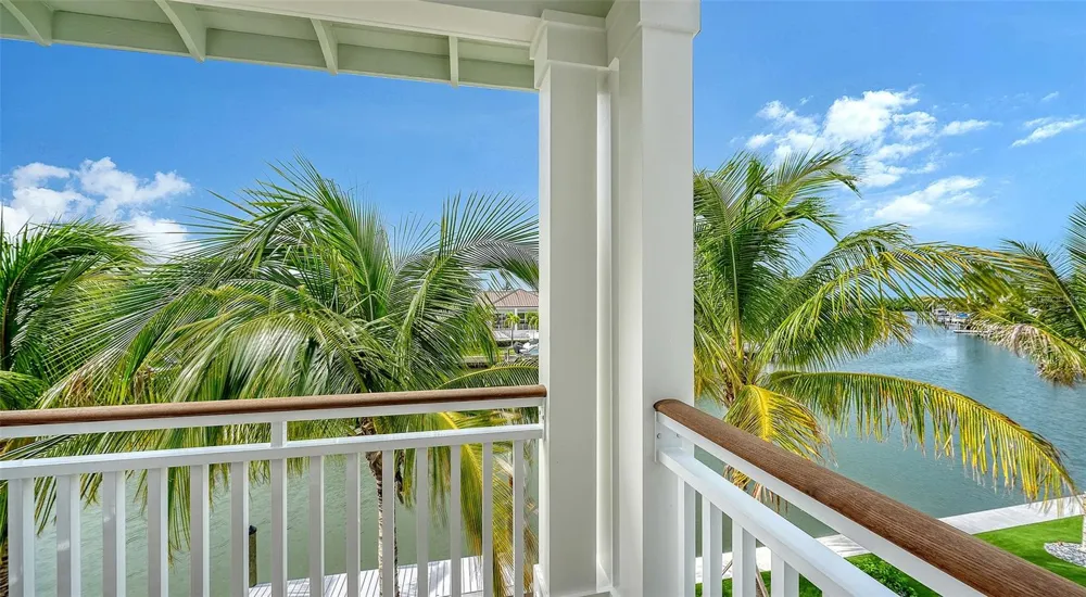 711 OLD COMPASS ROAD Longboat Key, FL 34228