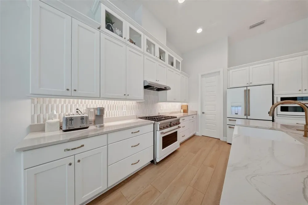 2304 CLEMENT ROAD Lutz, FL 33549