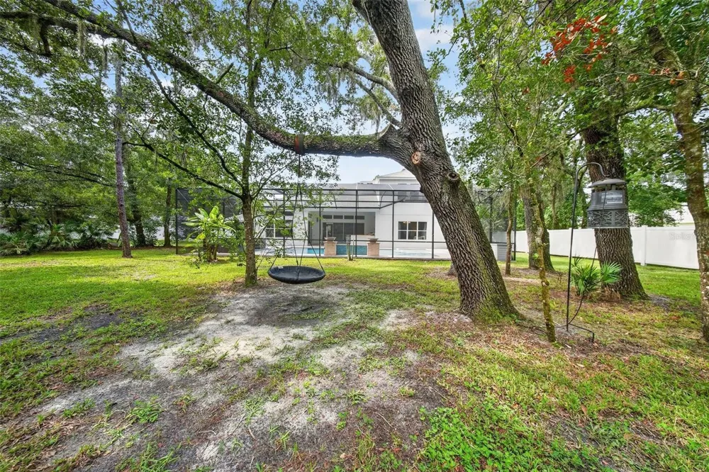 2304 CLEMENT ROAD Lutz, FL 33549