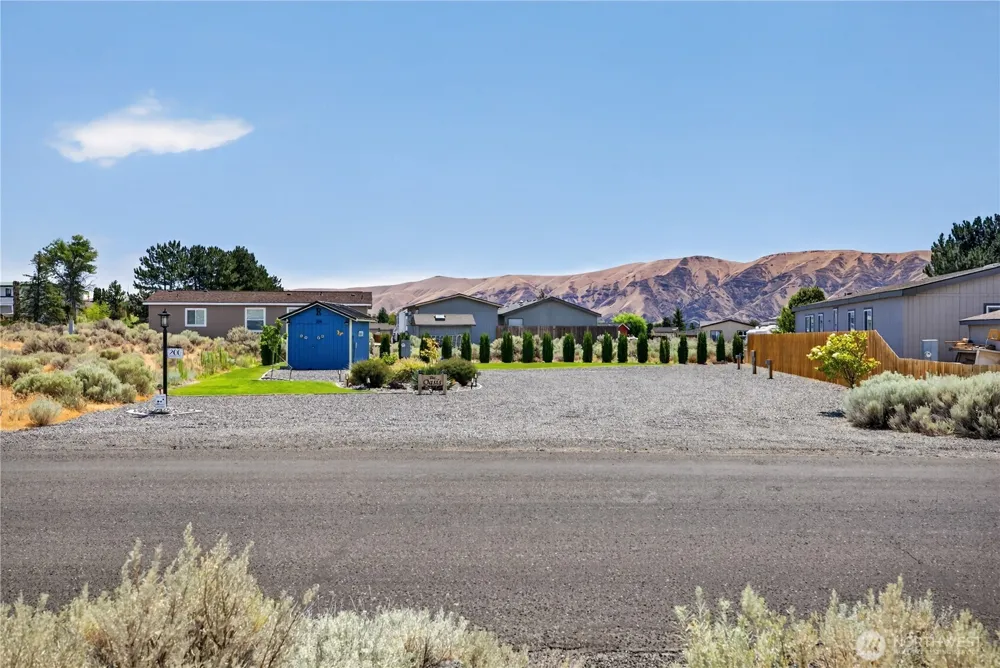 206 Atterberry Drive SW Mattawa, WA 99349