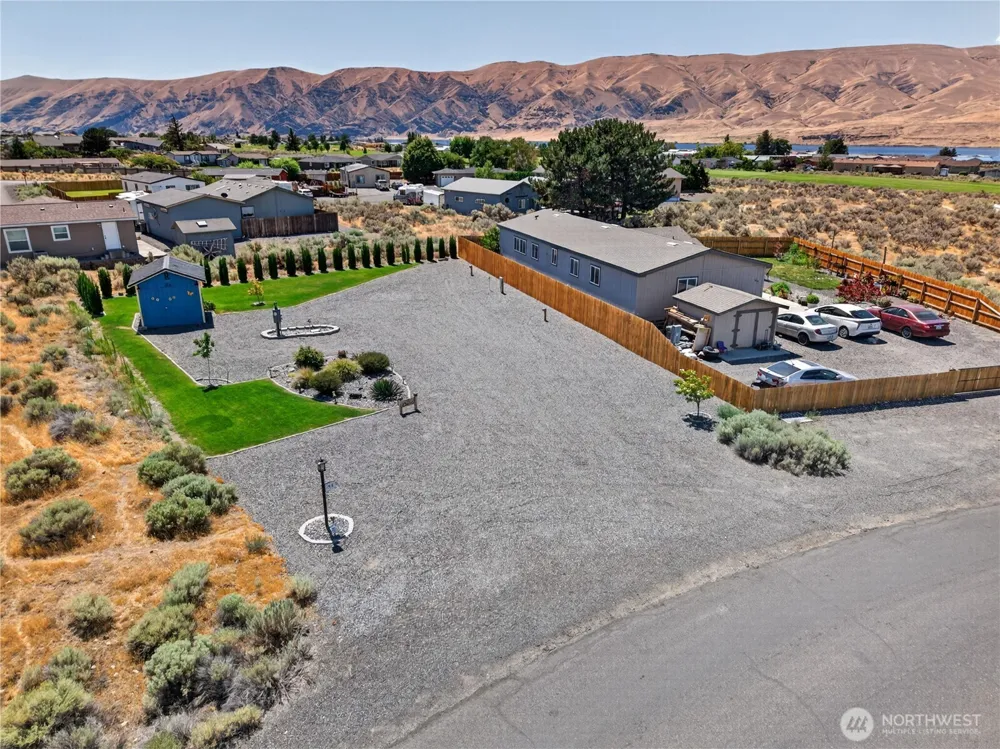 206 Atterberry Drive SW Mattawa, WA 99349