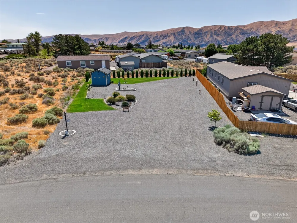 206 Atterberry Drive SW Mattawa, WA 99349
