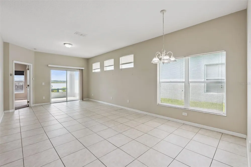 1324 KELLOGG DRIVE Tavares, FL 32778
