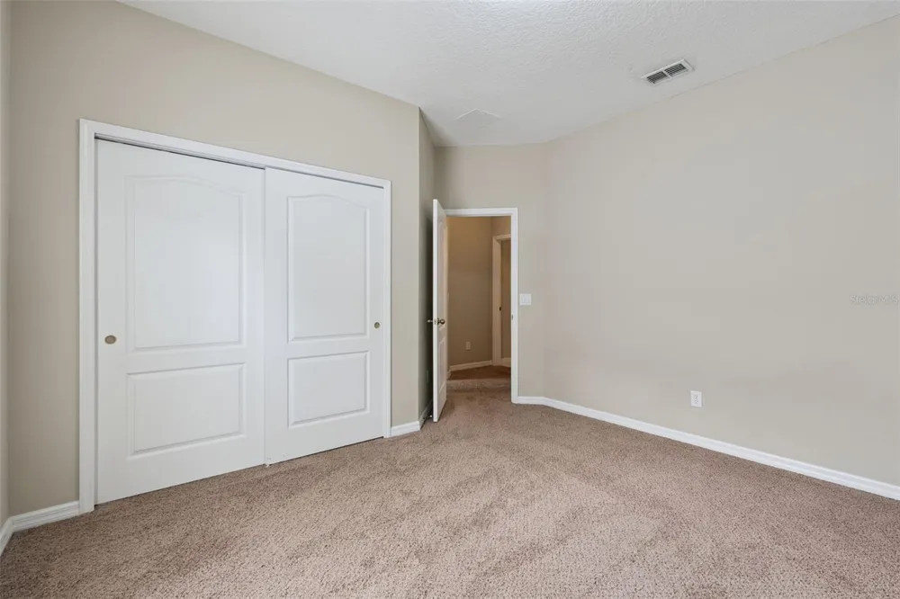 1324 KELLOGG DRIVE Tavares, FL 32778