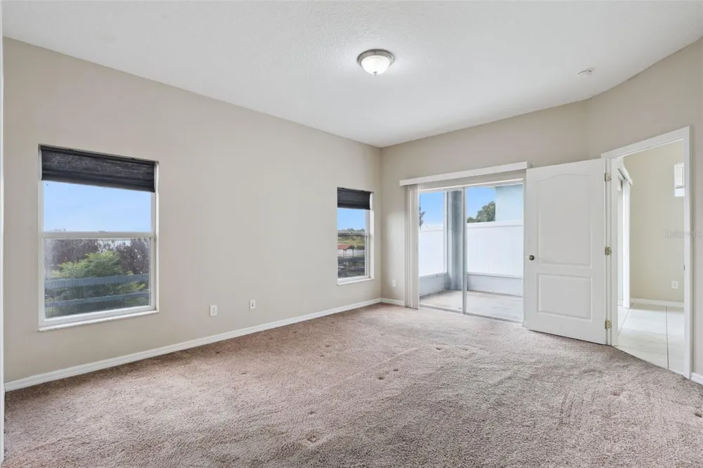 1324 KELLOGG DRIVE Tavares, FL 32778