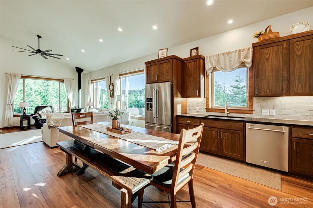 214 Bootjack Lane Kelso, WA 98626